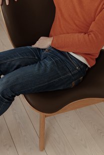 UMAGE A Conversation Piece fauteuil - eiken - Leder Hope brown