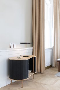 UMAGE Audacious vitrine - charcoal - eiken