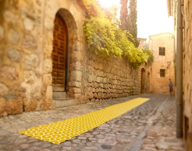 Pappelina Honey vloerkleed - koolgrijs - 70 x 225 cm