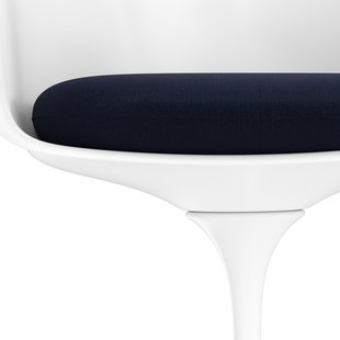 Knoll International Saarinen Tulip Armleunstoel - Hallingdal 65 (764) - night blue - wit