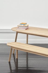 HAY Triangle Leg Bank - 200 x 40 cm - eiken helder gelakt