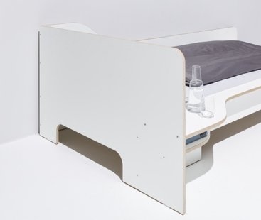 Müller Möbelwerkstätten Plane Eenpersoonsbed - CPL wit met berk - zonder bedlade - links