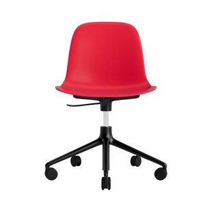 Normann Copenhagen Form Draaistoel met wielen - NormannCopenhagenFormBrightRed - aluminium zwart