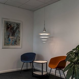 Louis Poulsen Enigma 425 - zwart