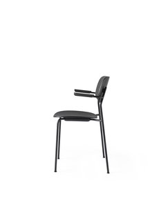 Audo Co Chair w/ Armrest - zonder zitkussen - zwart eiken
