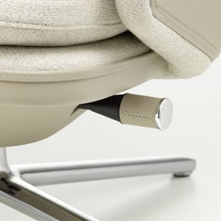 Vitra Grand Relax met Ottoman - gepolijst aluminium - Leder Forte sand / Corsaro stone melange