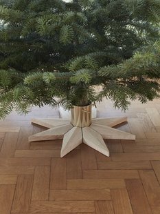 Skagerak by Fritz Hansen Stella Kerstboomstandaard - Eiken