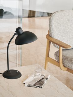 Fritz Hansen Kaiser Idell 6556-T - Tafellamp - zwart mat