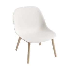 Muuto Fiber Lounge Chair - Houten frame - gekalibreerd eiken