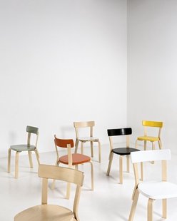 Artek 69 stoel - zitting zwart / rugleuning zwart