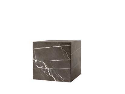 Audo Plinth Tafel - bruingrijs marmer - kubusvornig