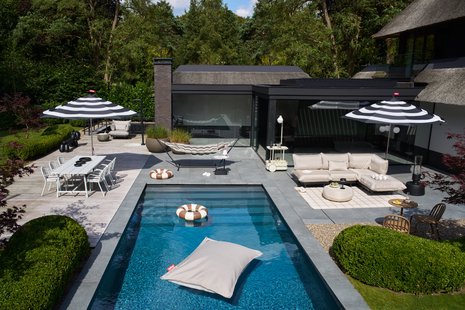 fatboy Headdemock Hangmat Sunbrella Deluxe met frame, kussen en regenbescherming - stripe cacao - Black