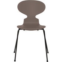 Fritz Hansen Ant Stoel - gelakt - deep clay - zwart