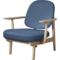 Fritz Hansen Fred Loungefauteuil - JH97 - lichtblauw uni - eiken helder gelakt