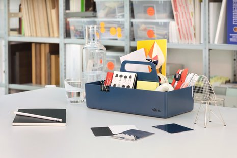 Vitra Toolbox RE - zeeblauw RE