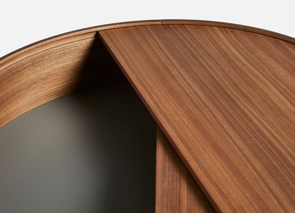 Woud Arc bijzettafel - notenhout - Ø66 cm