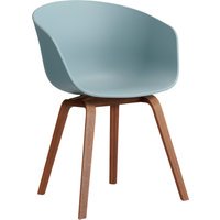 HAY About A Chair AAC 22 - dusty blue 2.0 - notenhout gelakt (op waterbasis) - viltglijders