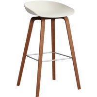 HAY About a Stool AAS 32 - voetbank roestvrij staal - Zithoogte 75 cm - viltglijders - melange cream 2.0 - notenhout gelakt (op waterbasis)