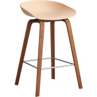 HAY About a Stool AAS 32 - voetbank roestvrij staal - Zithoogte 65 cm - viltglijders - pale peach 2.0 - notenhout gelakt (op waterbasis)