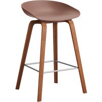 HAY About a Stool AAS 32 - soft brick 2.0 - notenhout gelakt (op waterbasis) - voetbank roestvrij staal - Zithoogte 65 cm - viltglijders