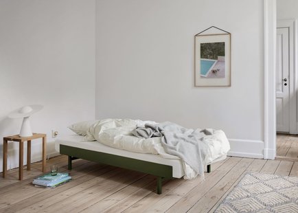 Moebe Bed 90-180 cm - pine green - Höhe 29 cm