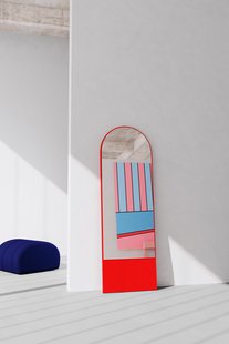 Objekte unserer Tage FRIEDRICH 21 Staande spiegel - Essen felrood