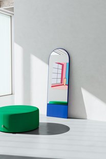 Objekte unserer Tage FRIEDRICH 21 Staande spiegel - Berlijns blauw