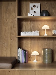 Louis Poulsen Panthella 160 Portable - opal