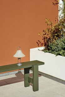 HAY Weekday Bank - olijf gelakt, op waterbasis - 140 x 23 cm