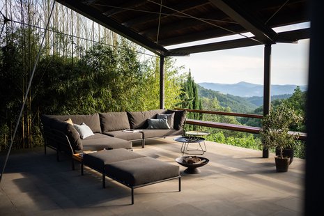 HOUE LEVEL 2 loungebank - Sunbrella Heritage - Char - rechts