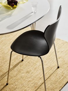 Fritz Hansen Serie 7 3107 stoel - gekleurd fineer - essen zwart - verchroomd
