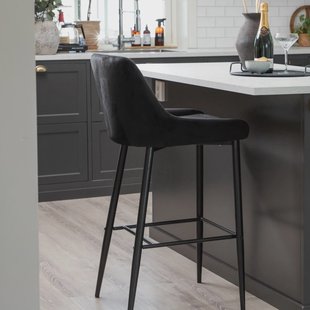 Nohr Barkruk 'Quennel' Velvet, kleur Zwart (zithoogte 74cm)