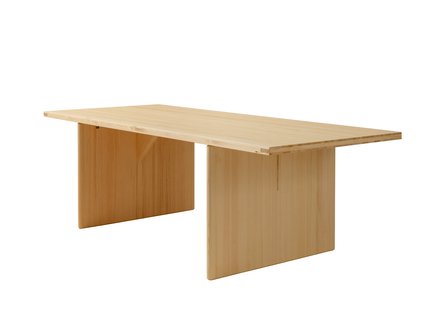 Vaarnii 012 Kolmio eettafel - 227 cm