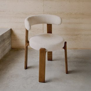 Kave Home Eetkamerstoel 'Granite' Chenille en essenhout, kleur Beige/Bruin