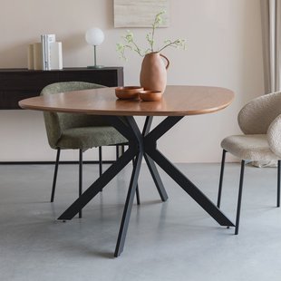 ZILT Organische Eettafel 'Lissete' MDF, 110 x 110cm