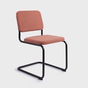 Jesper Home Eetkamerstoel 'Mugi' Black Frame, kleur Coral Kiss