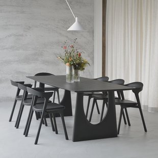 Ethnicraft Eettafel 'Geometric' Gevernist Eikenhout, 220 x 100cm, kleur Zwart