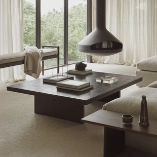 Ethnicraft Salontafel 'Grooves' Gevernist Teakhout, 140 x 110cm, kleur Off Black