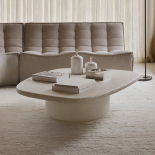 Ethnicraft Organische Salontafel 'Elements' Microcement, 134 x 96cm, kleur Off White