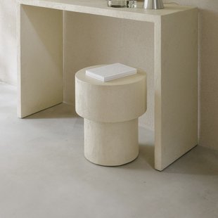 Ethnicraft Ronde Bijzettafel 'Elements' Microcement, 41cm, kleur Off White