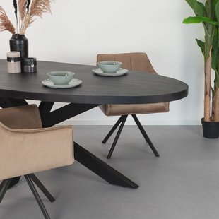LivingFurn Ovale Eettafel 'Kala Spider' Mangohout en staal, 210 x 100cm, kleur zwart