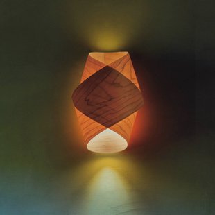 LZF LAMPS LZF wandlamp Orbit, kersenhoutkleurig, breedte 19 cm, hout