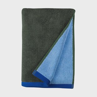 Mette Ditmer Soft handdoek 50x90 cm Dark olive-light blue