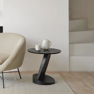 Ethnicraft Ronde Bijzettafel 'Oblic' Gevernist Teakhout, 52cm, kleur Zwart