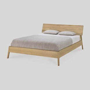 Ethnicraft Bed 'Air' Geolied Eikenhout, 180 x 200cm, kleur Naturel