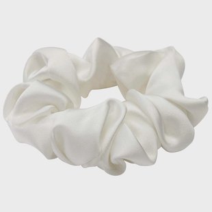 Lenoites Mulberry Silk Scrunchie, White
