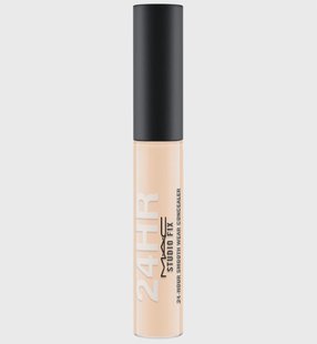 MAC Studio Fix 24H Smooth Wear Concealer NC15
