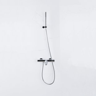 Fortifura Calvi Thermostatische badkraan met staafhanddouche, handdouchehouder en metalen doucheslang chroom SW496810/SW720564/SW720223/SW706202