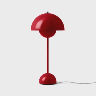 Flowerpot VP3 tafellamp, vermiljoenrood, 50 cm &Tradition - Woonkamer - Designer - Metaal - 1 lamp