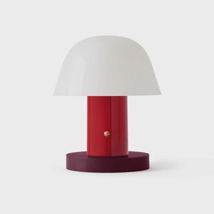 Setago JH27 draagbare tafellamp Maroon/Grape &Tradition - Woonkamer - Designer - Kunststof - Met lampenkap